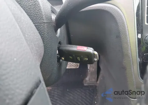 2014 Volkswagen Passat 2.0L Tdi Se from USA, damaged, VIN 1VWBN7A33EC110443